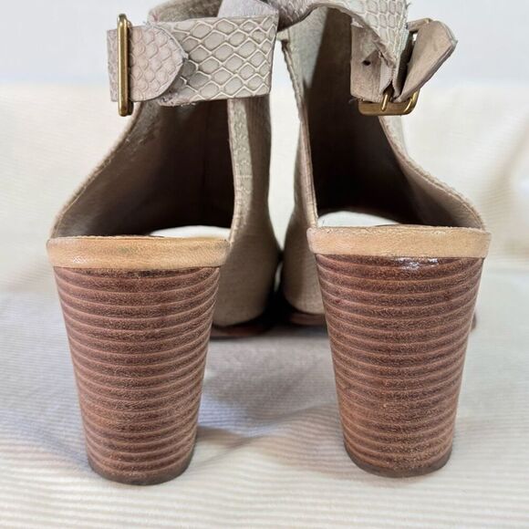 UGG Audrey Exotic embossed leather snake skin sandals open toe block heel sz 9.5 - Picture 6 of 9